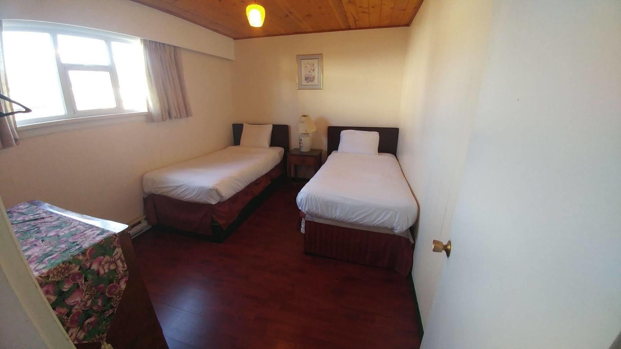 סישלט Cozy Court Motel מראה חיצוני תמונה