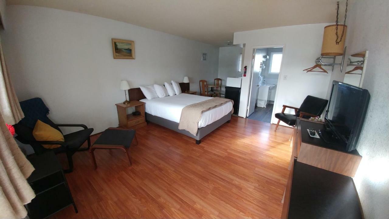 סישלט Cozy Court Motel מראה חיצוני תמונה