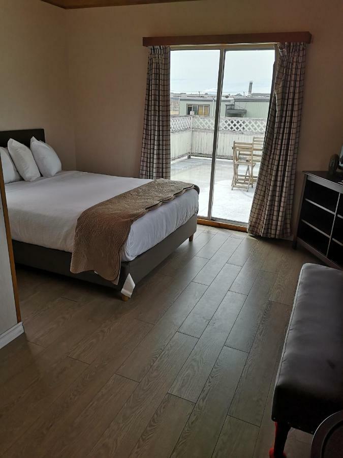 סישלט Cozy Court Motel מראה חיצוני תמונה